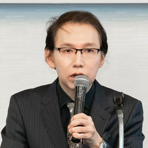 門倉貴史氏